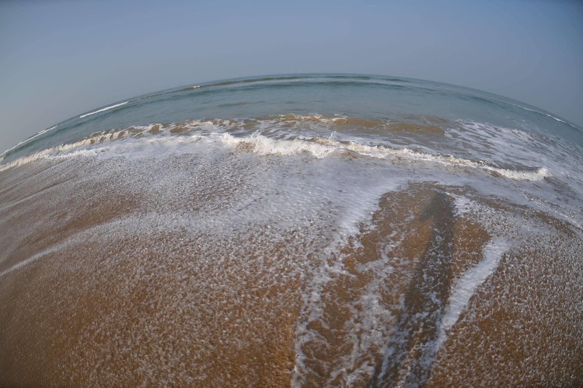 וואדואה Laya Beach מראה חיצוני תמונה